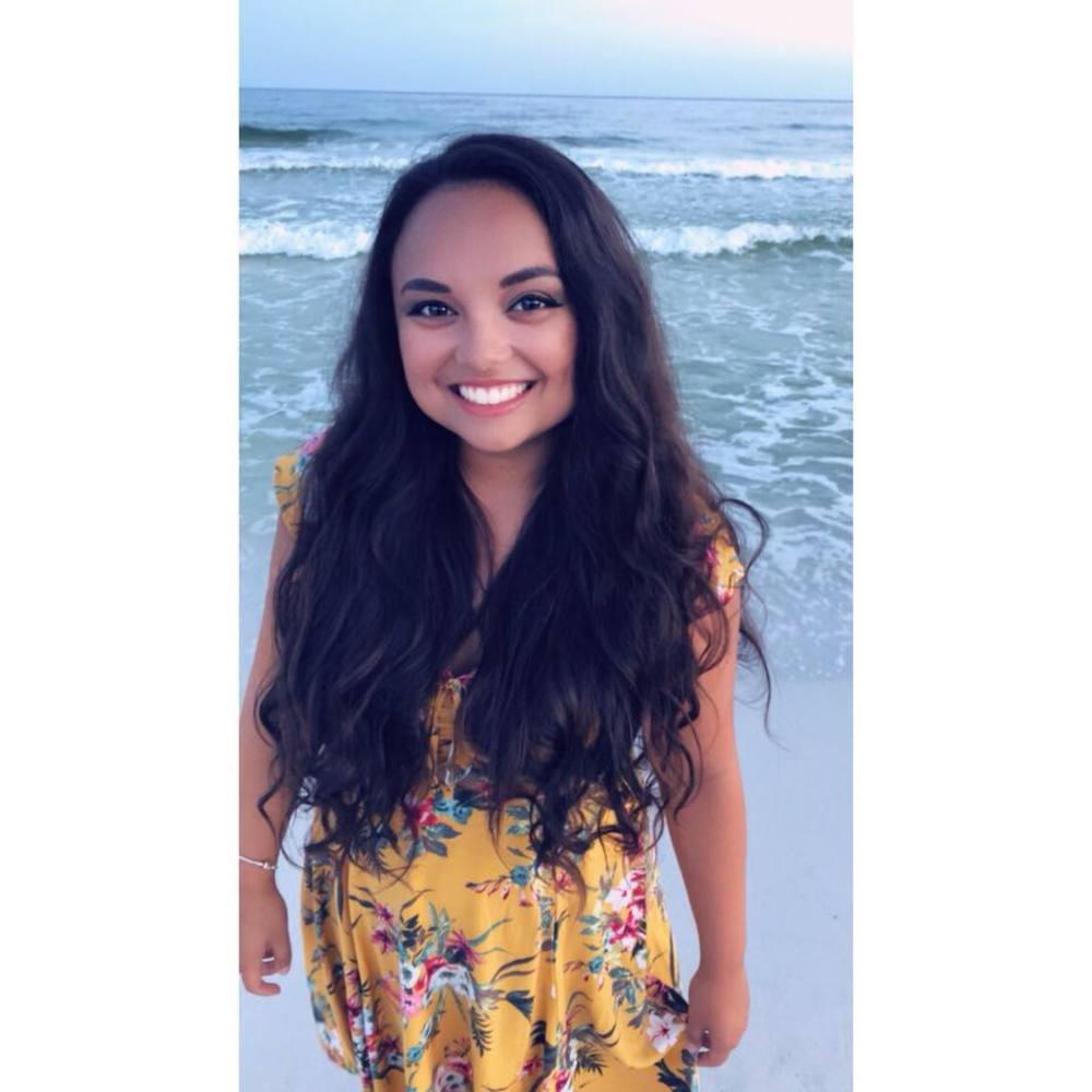 Meet your Posher, Alyssa